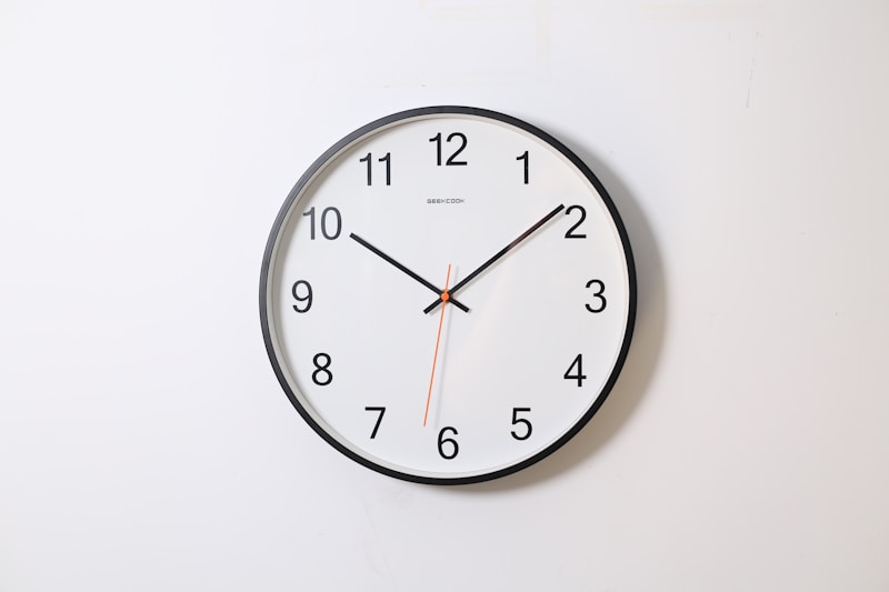 Modern Silent Wall Clock